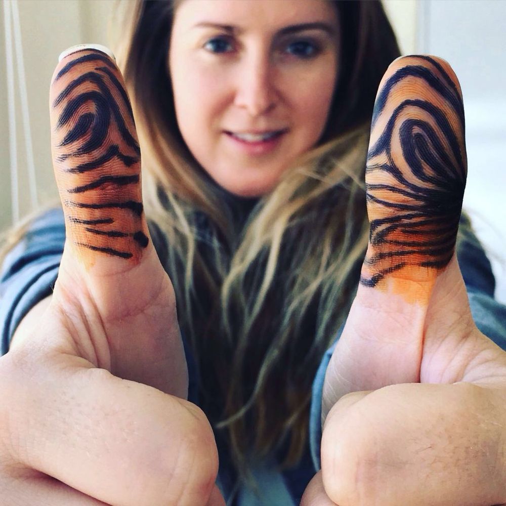 thumbs for tigers campaign