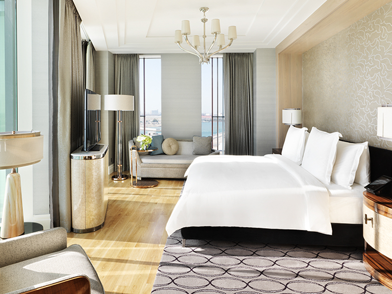 Four Seasons Hotel Abu Dhabi room