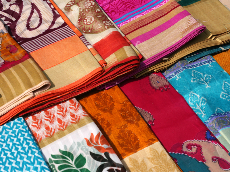 Haniffa Textiles, Mustafa, Where to buy a sari in Singapore, Materials of saris, Indian traditional clothing