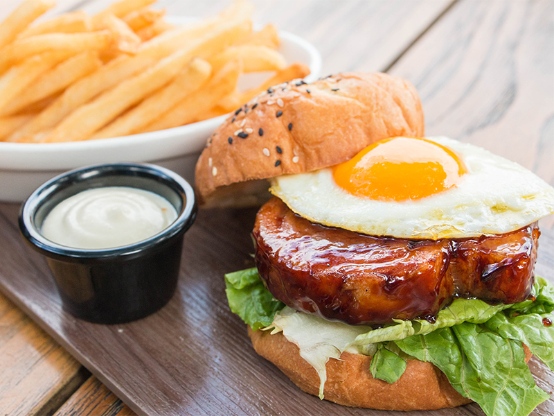 smoked bacon burger brunch