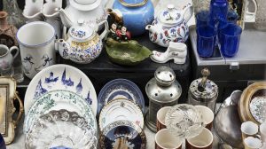 feeling thrifty, flea markets in Singapore, objects for sales at a flea market