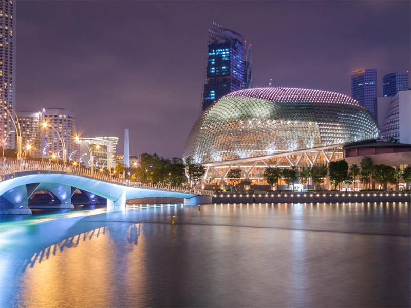 Esplanade, things to do in Singapore at night