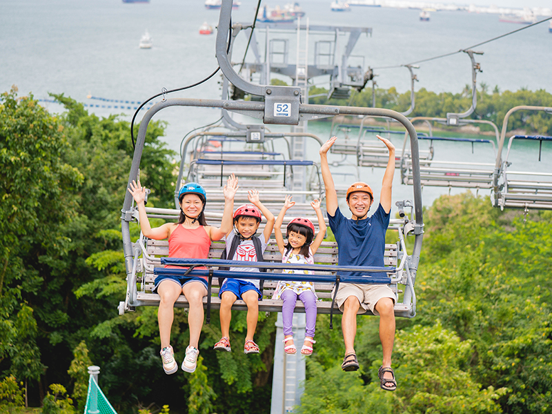 fun places to go in singapore with friends
