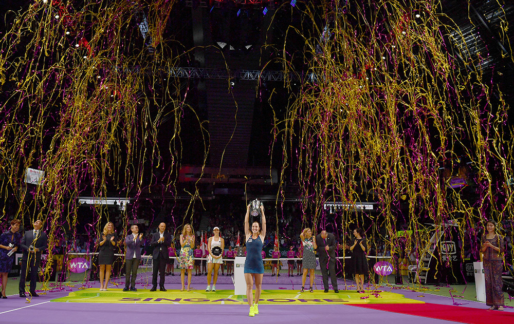 Dominika Cibulkova lifts the 2016 trophy
