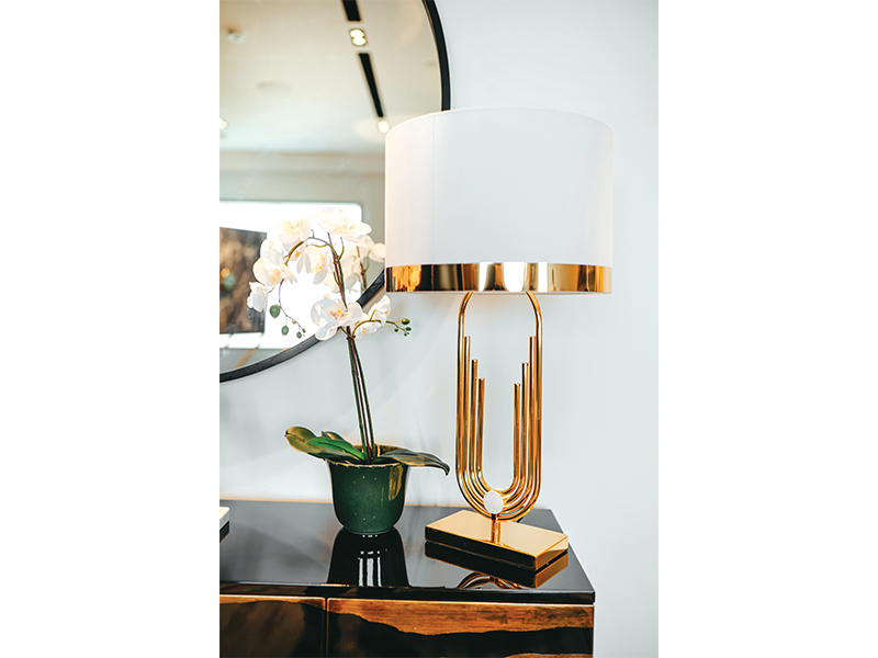 Art Deco-style lamp, Arete Culture