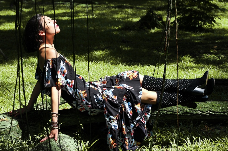 stephanie crespin from styletribute wearing sustainable fashion in an outdoor nature shoot