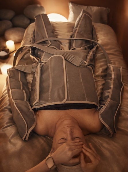 Best massages in Singapore - relaxing massage at massage places - House of Wellness massage for detox and lymphatic flow Best massages in Singapore - relaxing massage at massage places - House of Wellness massage for detox and lymphatic flow