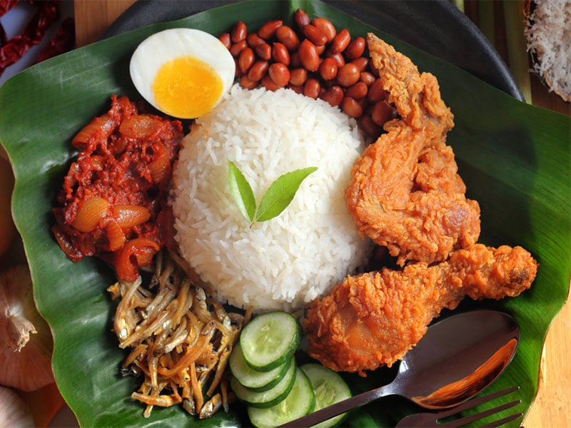 Nasi Lemak local breakfast singapore kopitiam