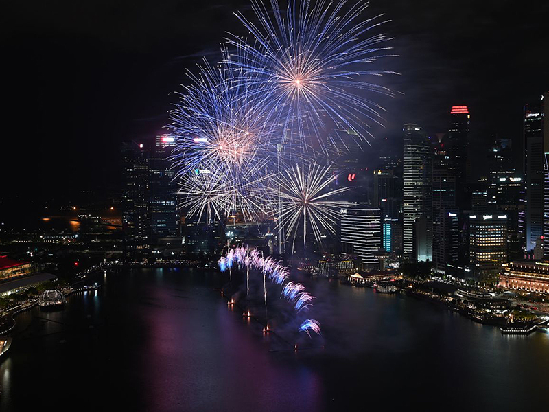 things to do in singapore - national day fireworks at marina bay from ritz carlton millenia