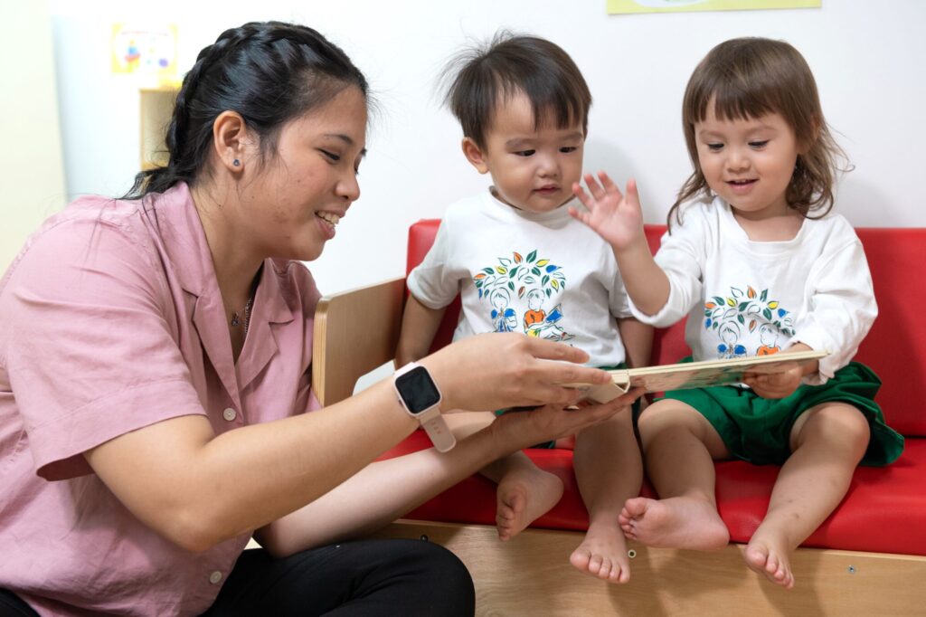 Kinderland preschoolers learn mandarin in singapore