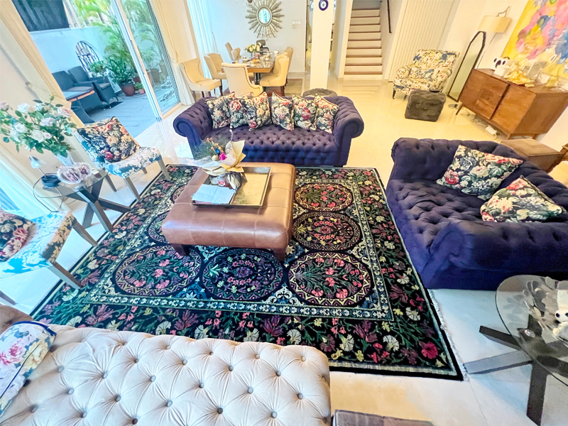 Decorative carpets