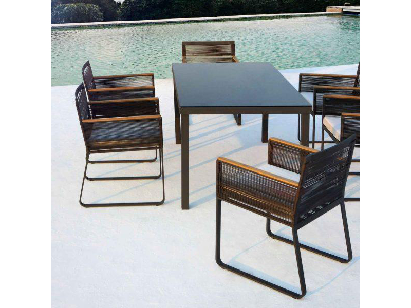 range outdoor table and chairs