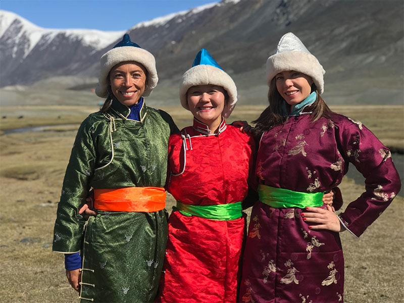 WOAM Mongolia women in traditional costumes