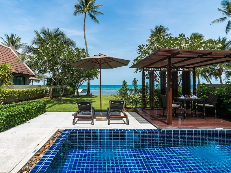 InterContinental Samui Baan Taling Ngam Resort beachfront pool villa