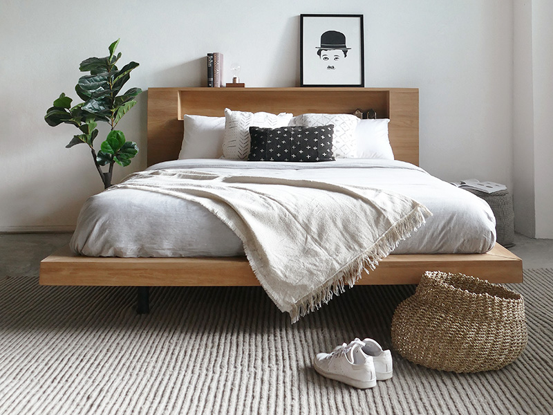 comfortable bed and pillows