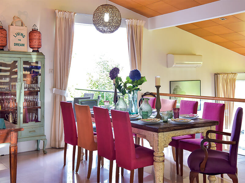 Dining room pink