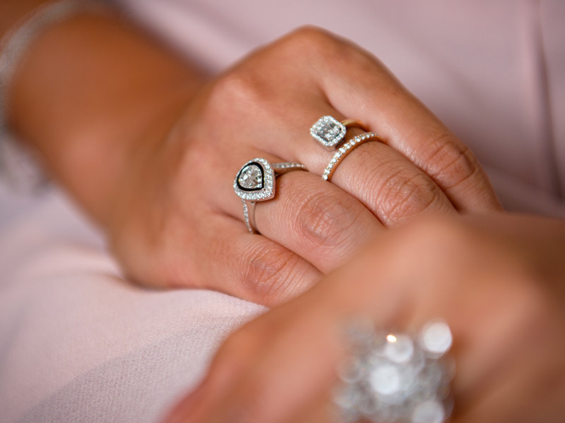 customised engagement rings