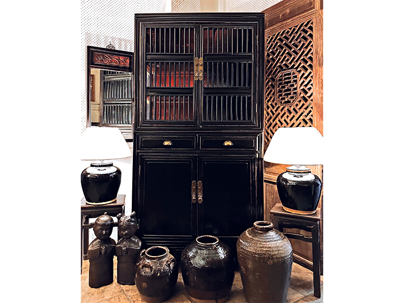 kitchen furniture Black cainet just anthony