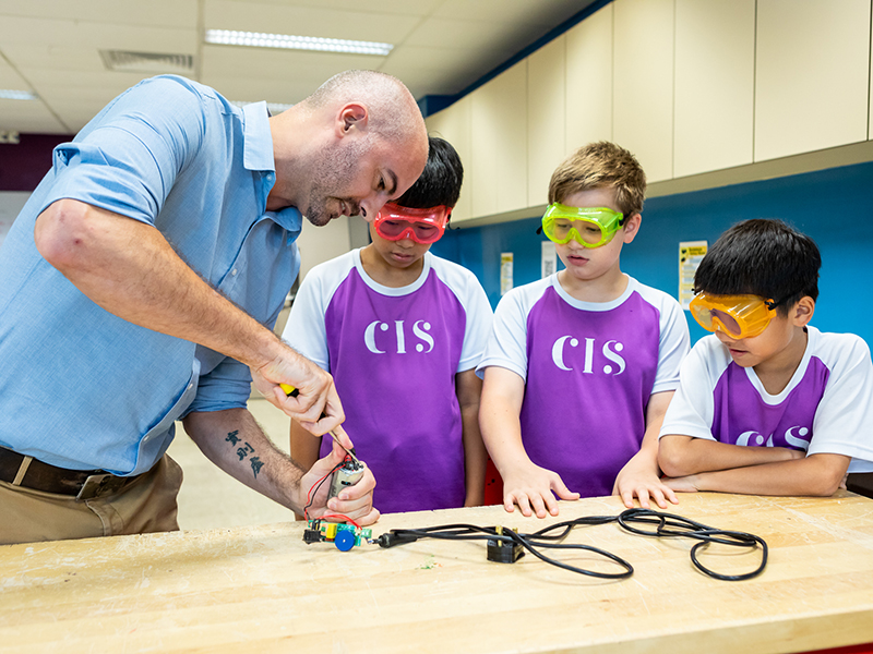 robotics class - CIS STEM education