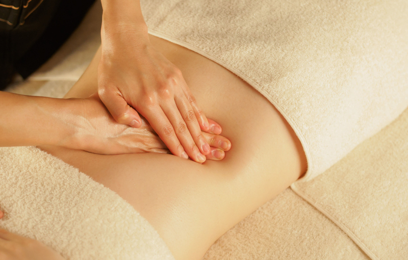 Kazehikaru spa massage on the bust and womb