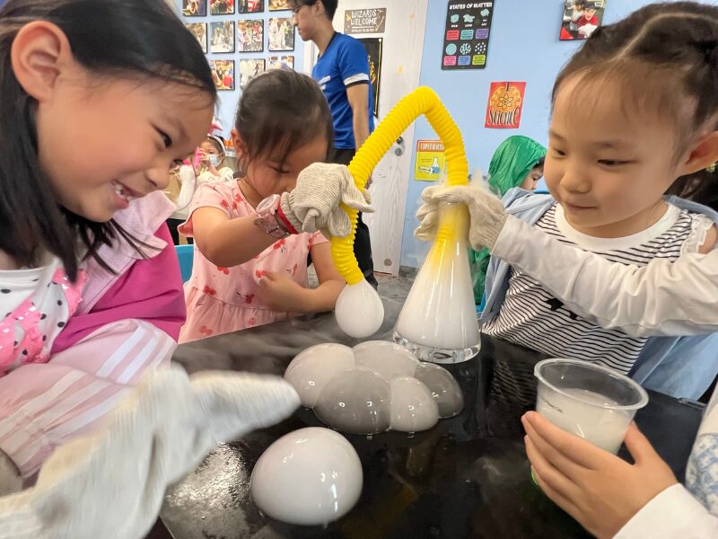 Newtonshow summer camps in Singapore