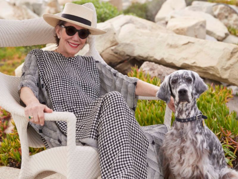 Janice Feldman portrait with her dog tell us how to build a global business