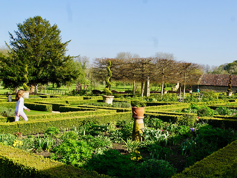 English garden maze sh manor home