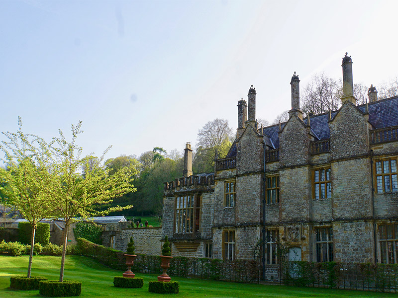 English manor home outside