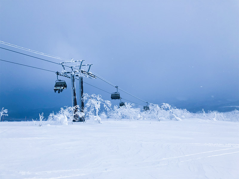 Nieseko ski lifts