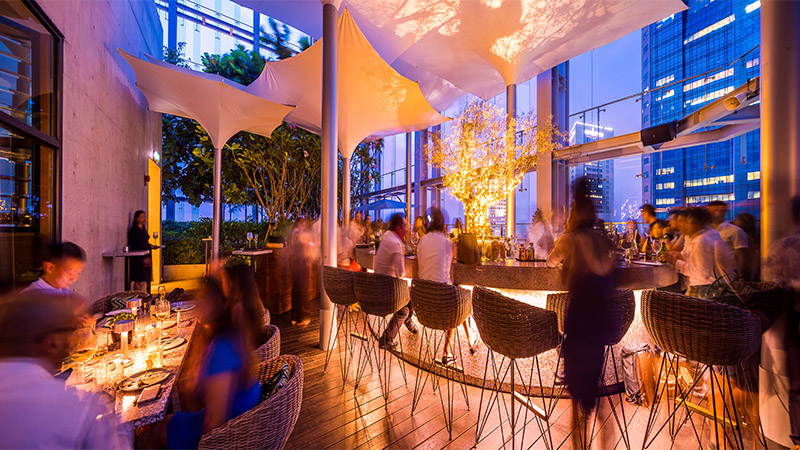 Things to do in Singapore at night, Rooftop bar Artemis 