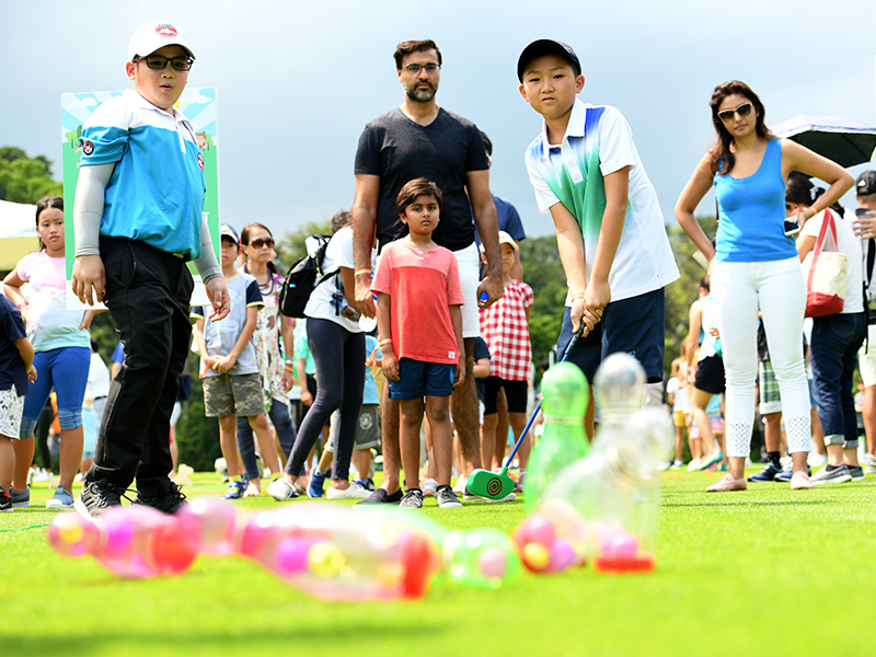 SMBC Singapore Discover Golf Carnival game