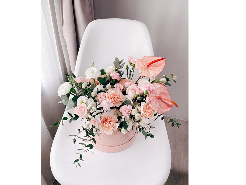 gorgeous flowers by Elly Sera