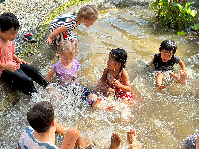 outdoor play at Nurtured Nest