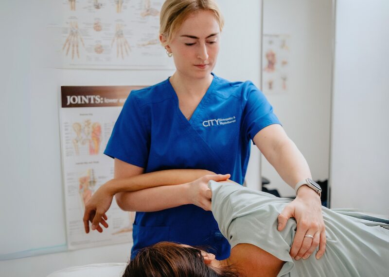 Osteopathic clinic in Singapore - City Osteopathy and Physiotherapy - osteopath - top osteo chronic pain relief