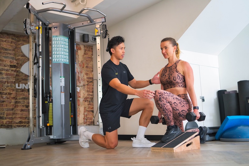 UFIT physiotherapist in Singapore, physios and physiotherapy clinics for back pain Physios for back pain and more - Physiotherapist in Singapore - UFIT