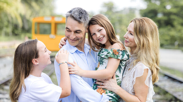 photography studio for family portraits - Samantha Tracey