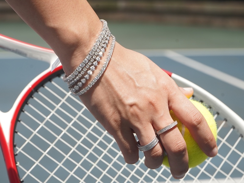 Jewellery gift ideas for Christmas and women's presents - Nara Fine Jewellery