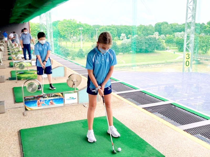 NLCS (Singapore) students golf CCA sports activities
