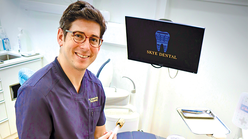 Skye Dental is among the dental clinics in Singapore to use Guided Biofilm Therapy teeth scaling