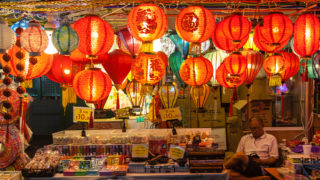 night markets in singapore chinatown