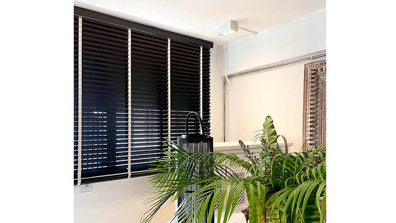 black venetian blinds singapore
