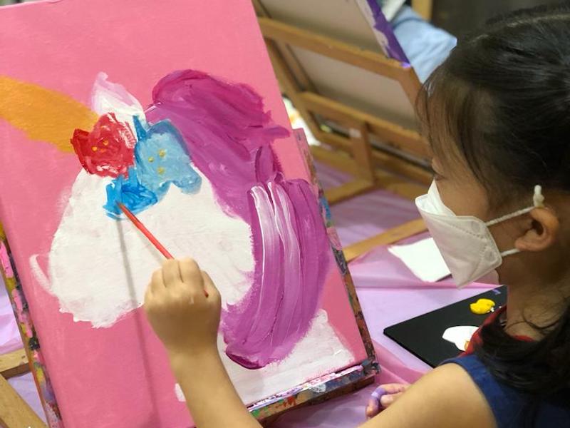 Art courses in Singapore and children's art classes