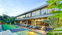 luxury villas in Bali