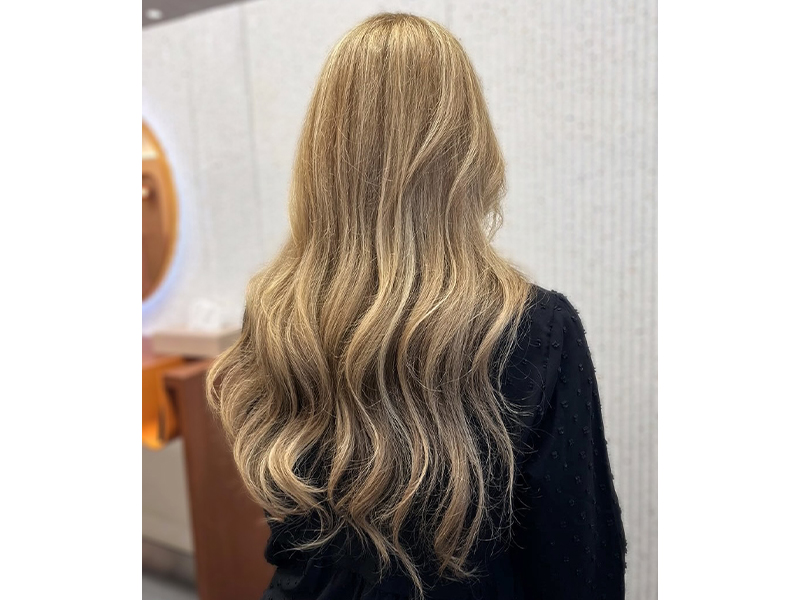 hairdresser in singapore for colour correction and blonde highlights