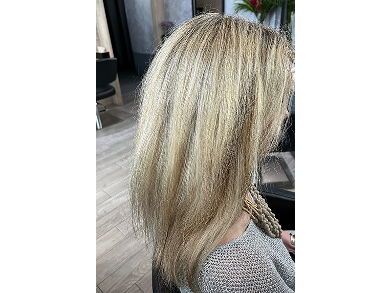 hair salon in singapore for blonde highlights colour