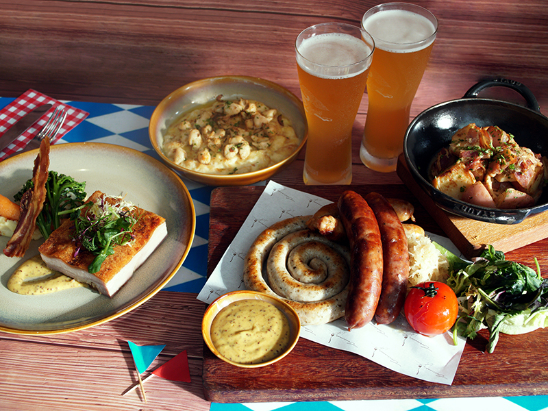 Oktoberfest 2023 singapore - head to Crossroads Cafe for food and beer 