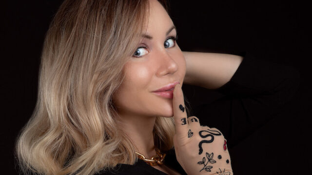 Elena Beaute - permanent makeup artist in singapore