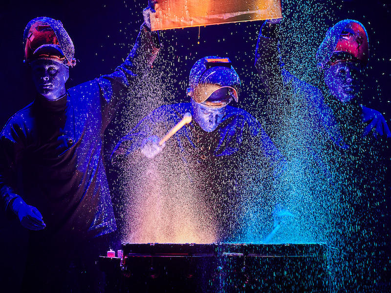 Blue Man Group performance art