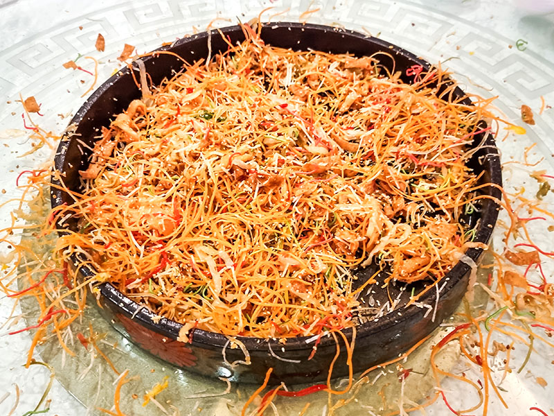 lo hei what to say when tossing