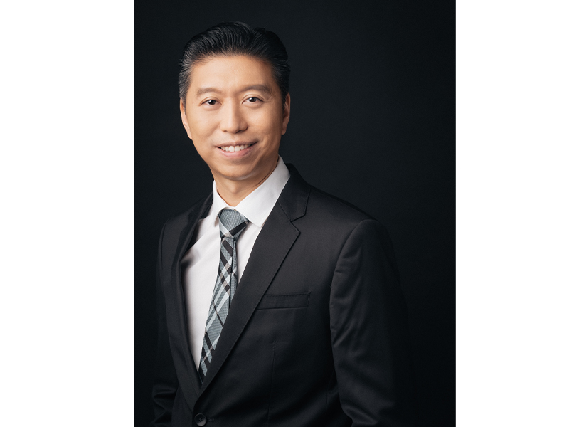 Dr Kevin Koo is a Singapore orthopaedic surgeon who specialises in ankle arthroscopy surgery and ankle osteoarthritis